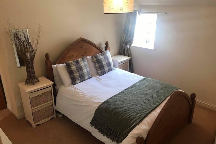 Room 7 of 48
