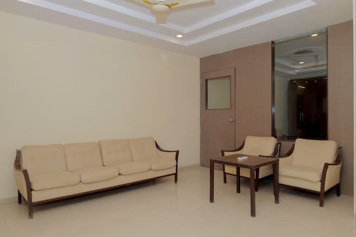 Room 15 of 24