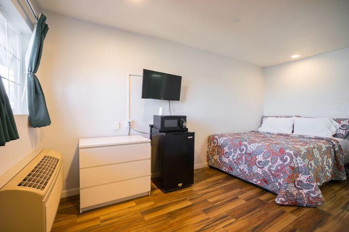Room 15 of 43