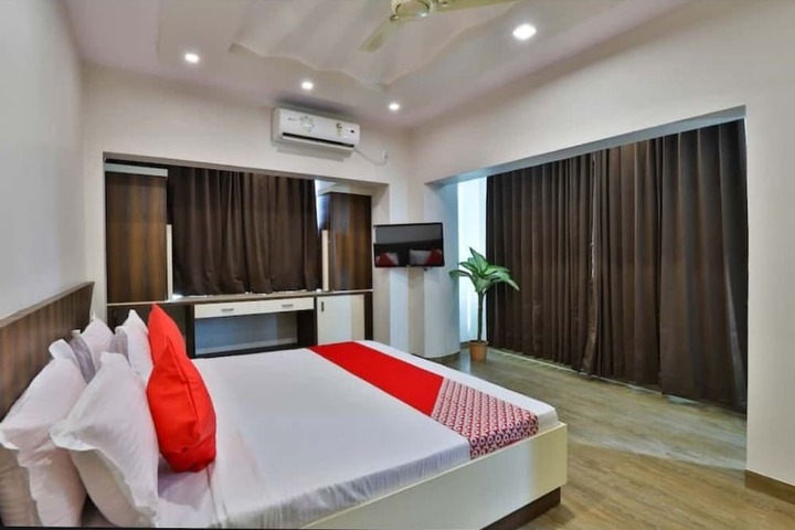 Room 17 of 57