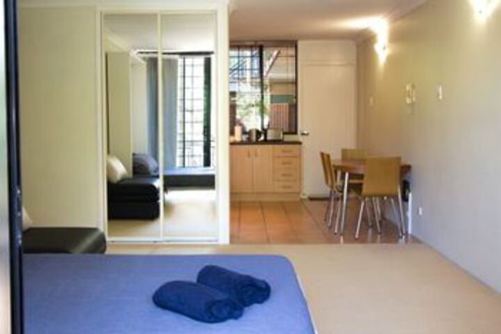 Room 6 of 29