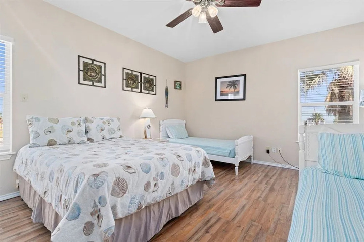 Room 2 of 13