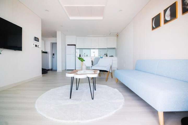 Room 16 of 29