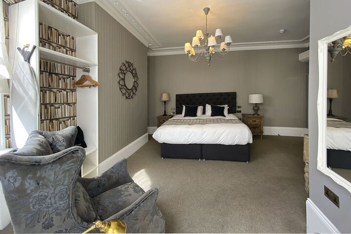 Room 15 of 71