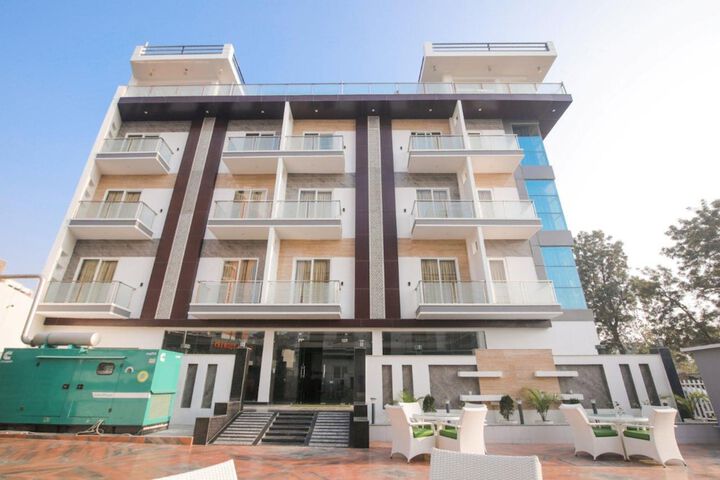 Amit House
