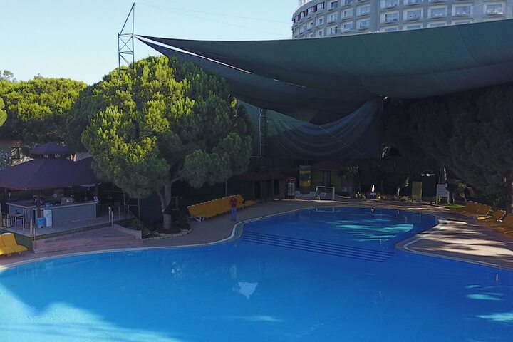 Pool 44 of 95