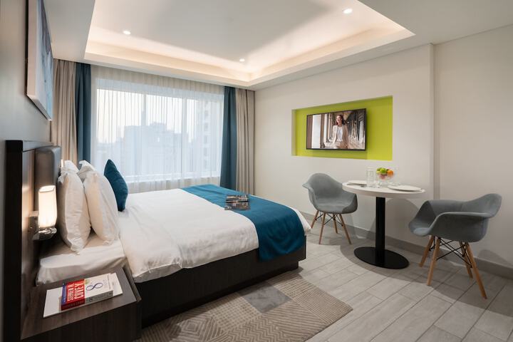 Room 36 of 65