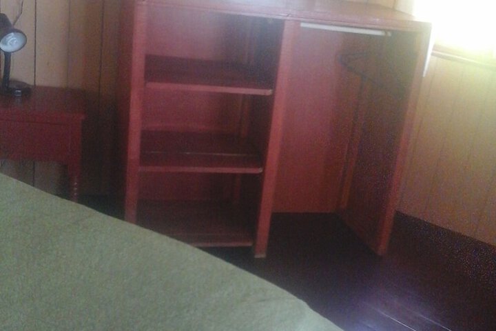 Room 33 of 54