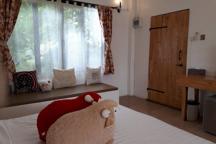 Room 6 of 29