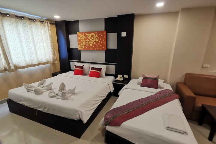 Room 21 of 45