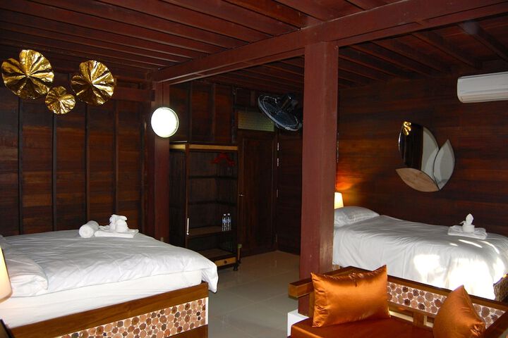 Room 16 of 78