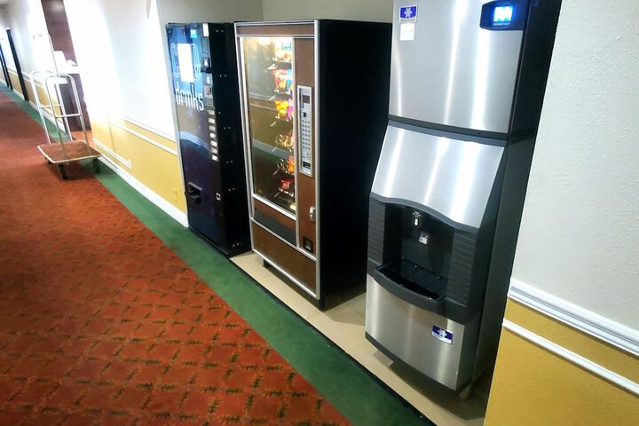 Vending machine