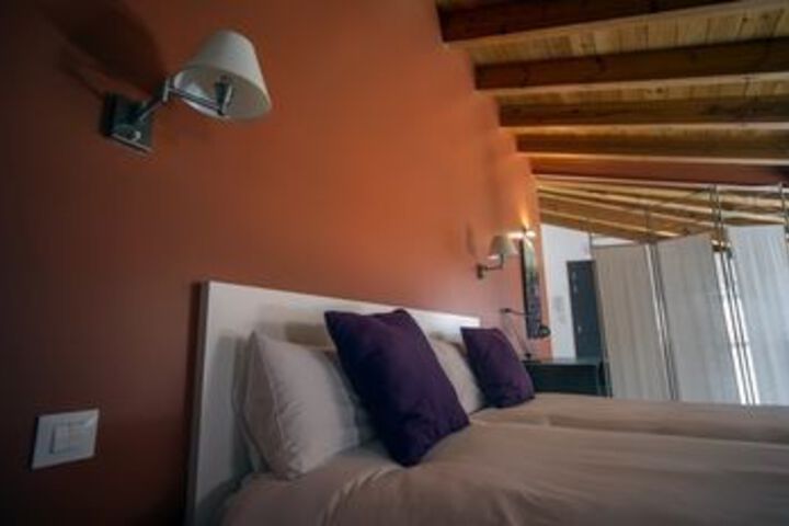 Room 16 of 88