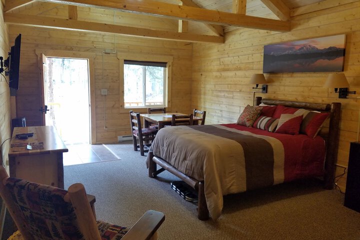 Room 13 of 77