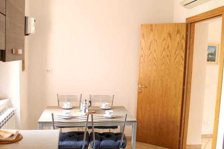 Room 9 of 24