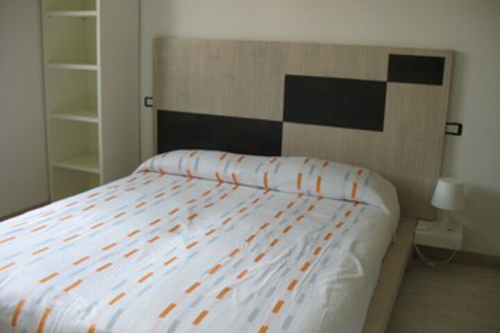 Room 15 of 19
