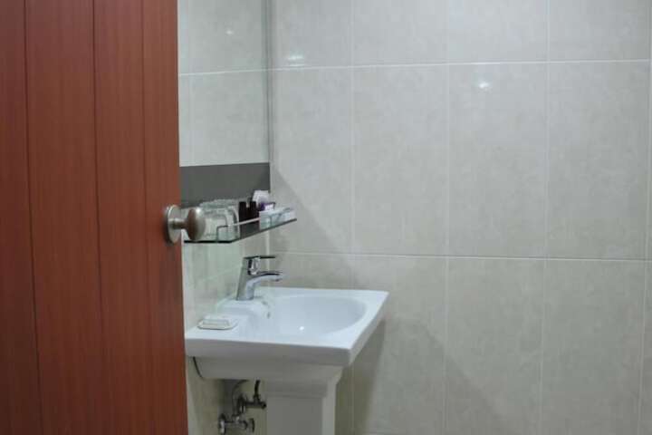 Room 18 of 23