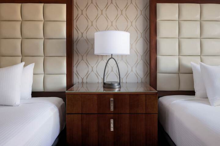 Room 31 of 105