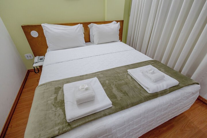 Room 45 of 119