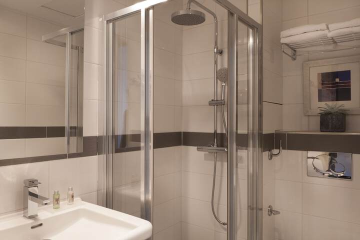 Bath Interior