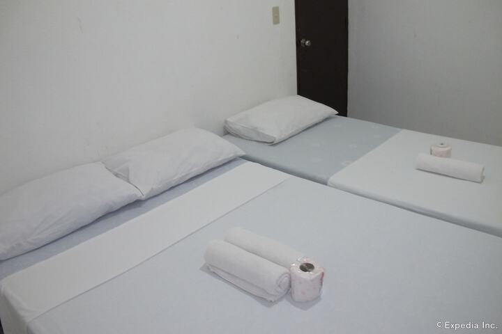 Room 9 of 65
