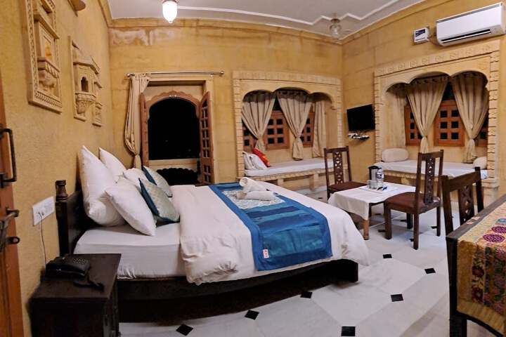 Room 10 of 54