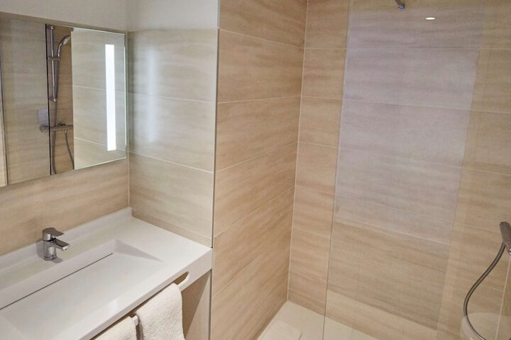 Room 19 of 25