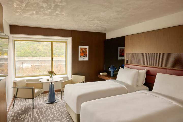 Room 19 of 75