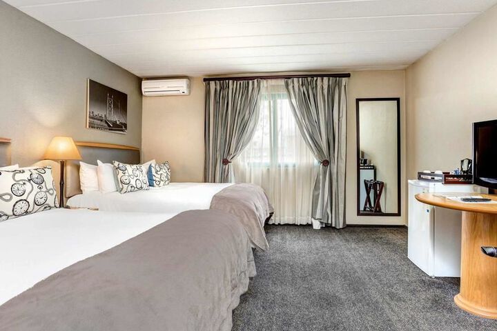 Room 2 of 21