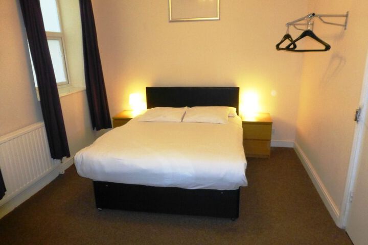 Room 7 of 49