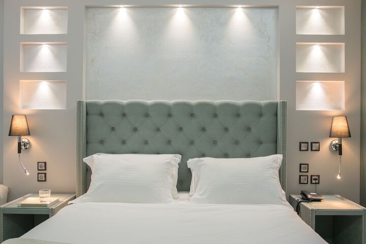 Room 21 of 120