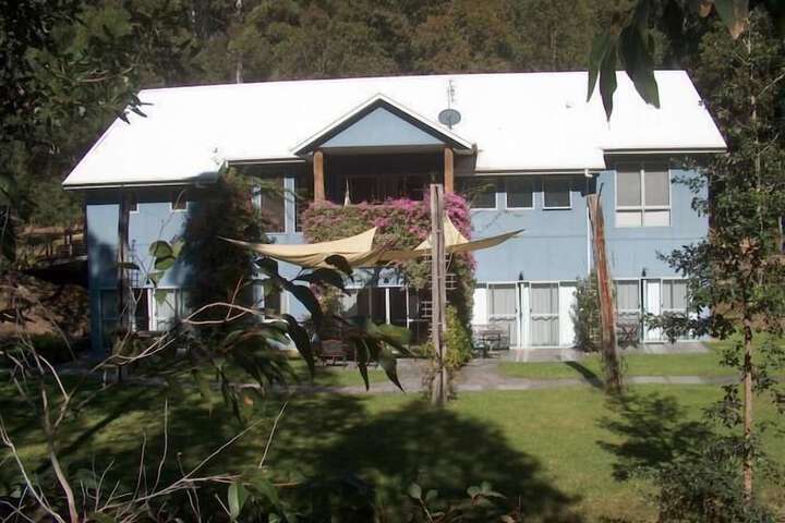 Property Grounds 11 of 15