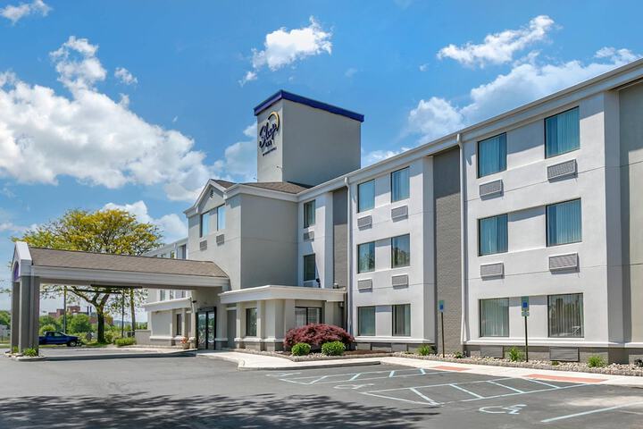 Hotel 47 of 49