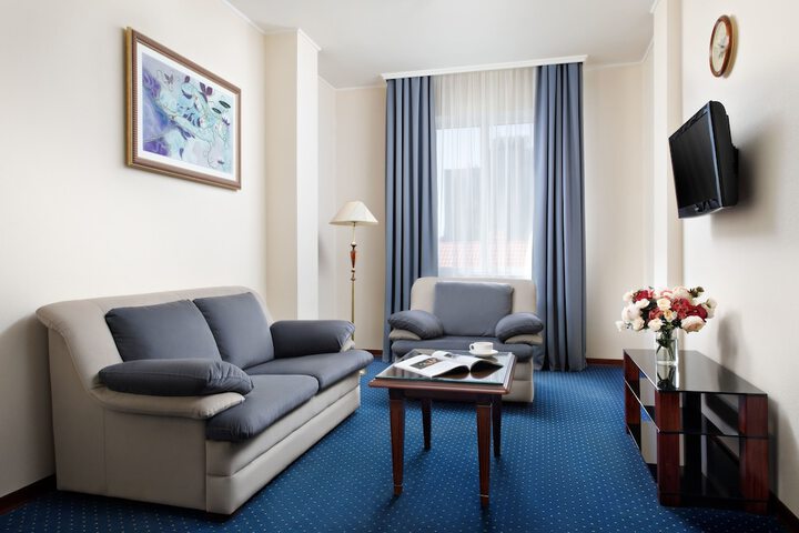 Room 14 of 31