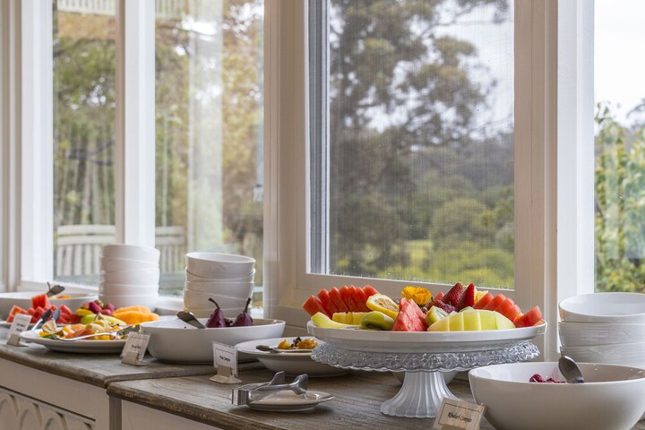 Dining Photos