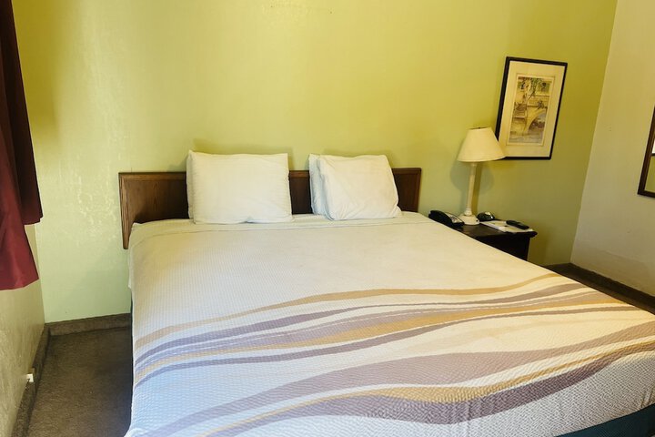 Room 2 of 13