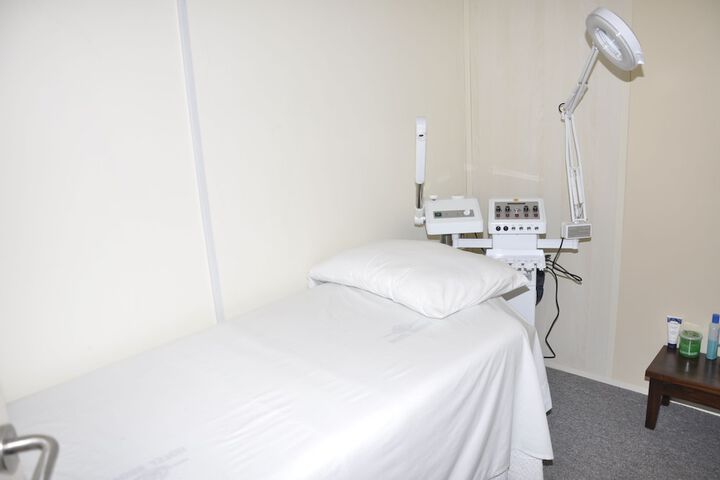 Room 16 of 23