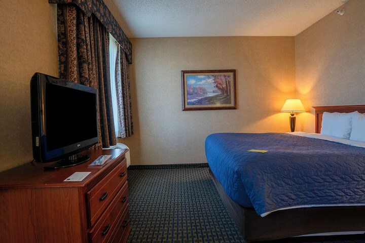 Room 28 of 56