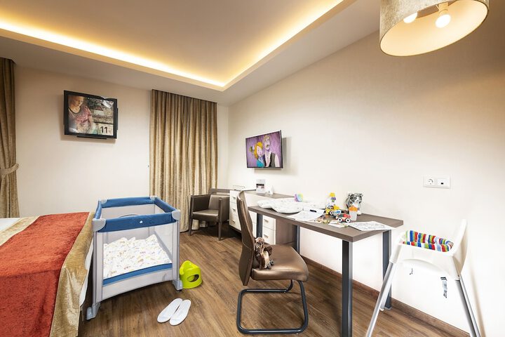 Room 36 of 73