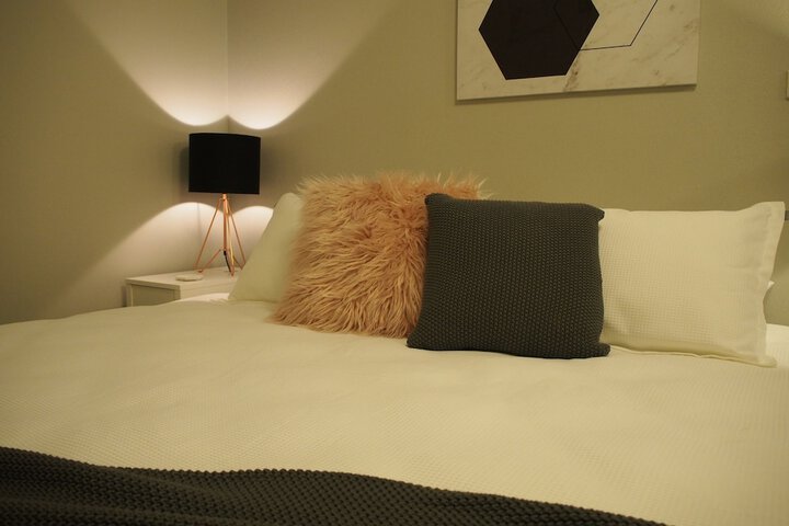 Room 4 of 38