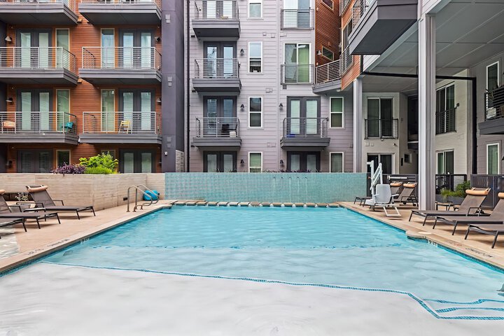 Pool 584 of 656