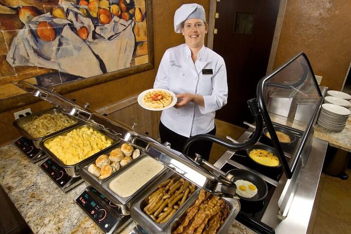 Breakfast/Coffee Service 22 of 33