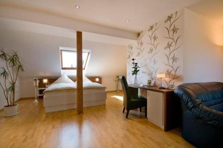 Room 3 of 29