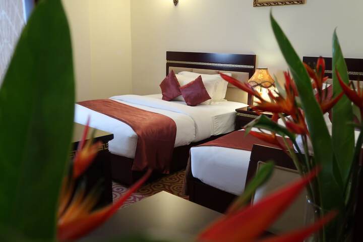 Room 30 of 128