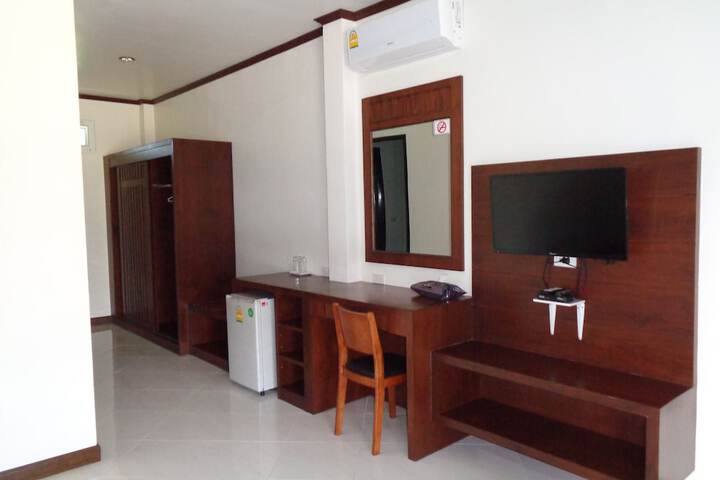 Room 5 of 53