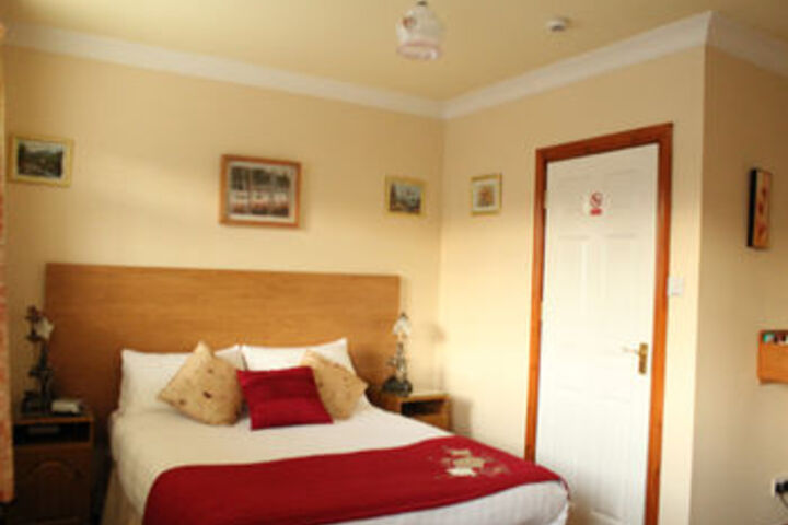 Room 16 of 27