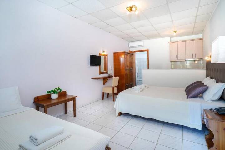 Room 40 of 123