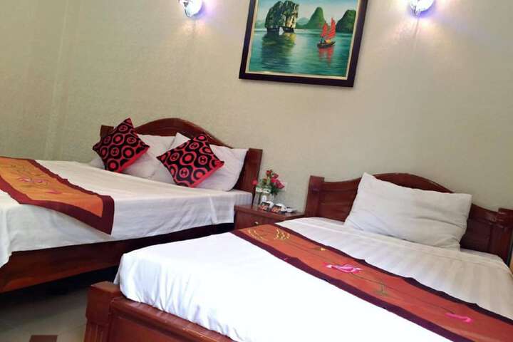 Room 8 of 40