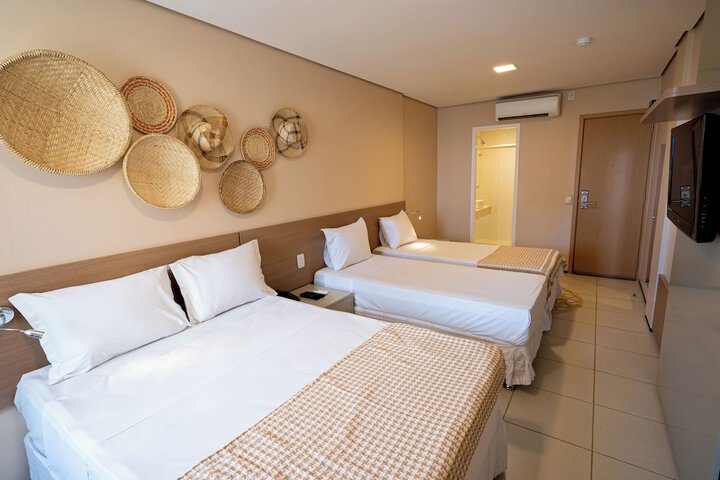 Room 18 of 50