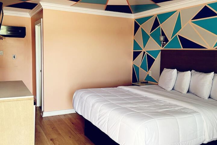 Room 10 of 55